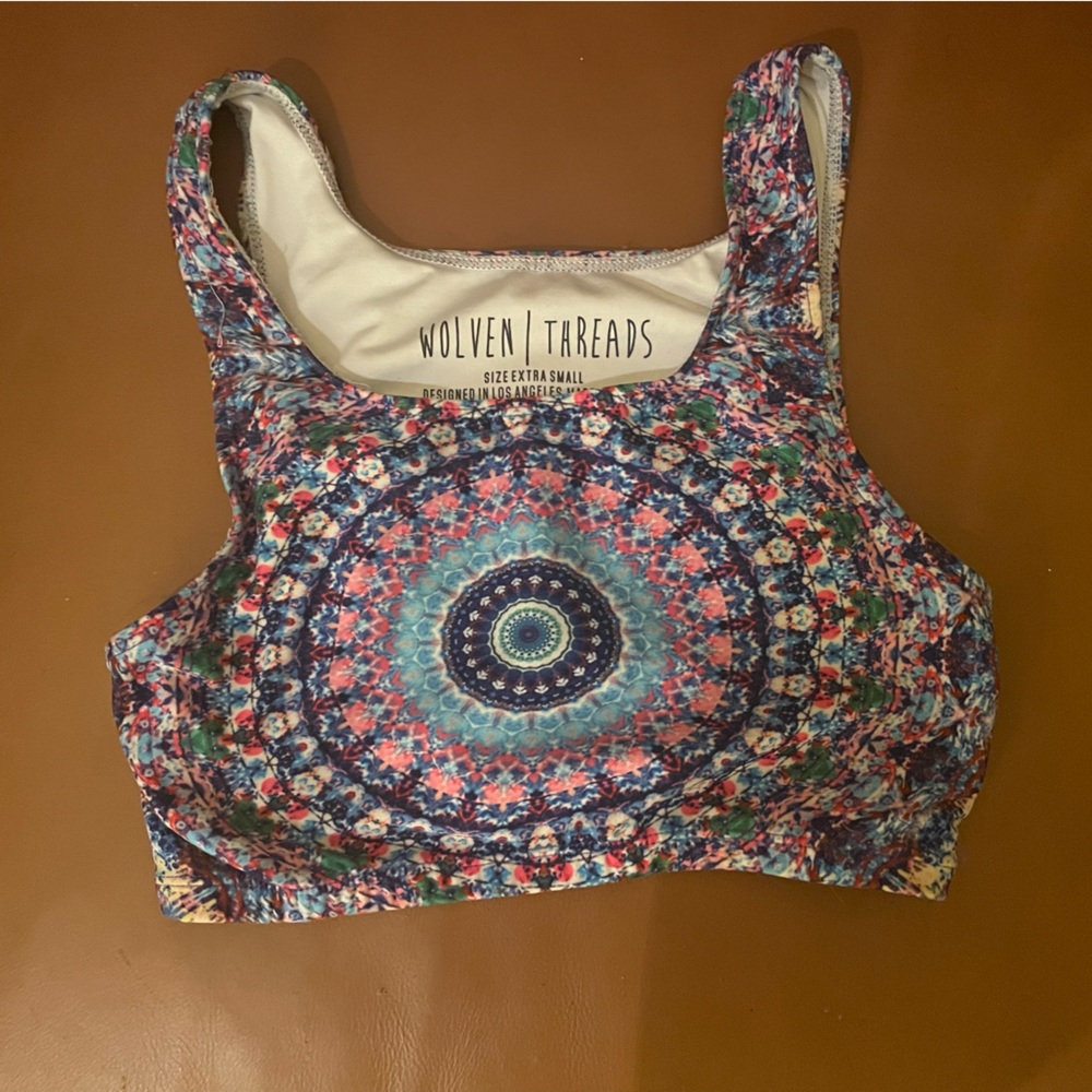 Wolven threads xs bra top